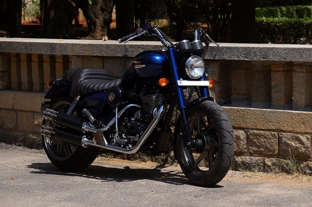 Мужчина с пулеметом: Royal Enfield отдает дань… капитану Немо и Ричарду Гатлингу