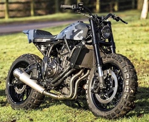 Мотоцикл за час: две ипостаси Yamaha XSR700