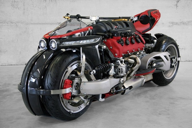 С днем рождения, монстр: вспоминаем чудовищный Lazareth LM847
