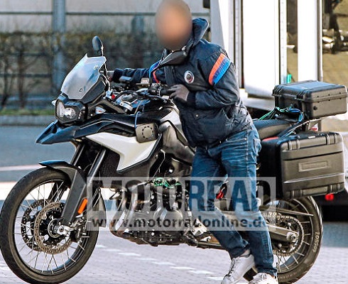 Новый «гусь» в полете: BMW готовит «эдвенчер» F 900 GS