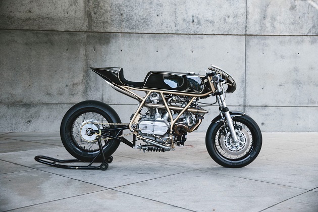С турбо веселее: Ducati, знающий толк в извращениях