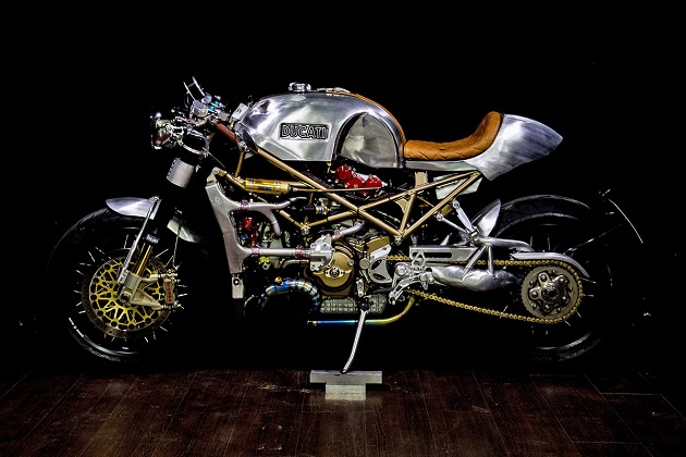 Откровенный жанр: железный характер Ducati Monster