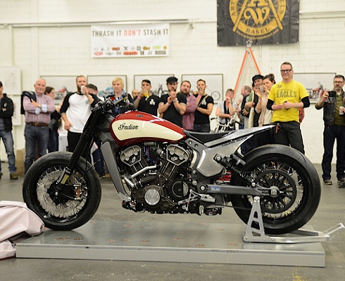 Нитро-птица без головы: чудесные превращения Indian Scout