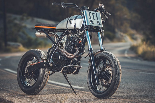Кастом-эндуро Honda XR600: Mad Max для «однорукого бандита»