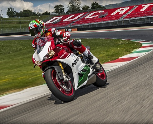 Невеста останется дома: профсоюз спас Ducati от продажи