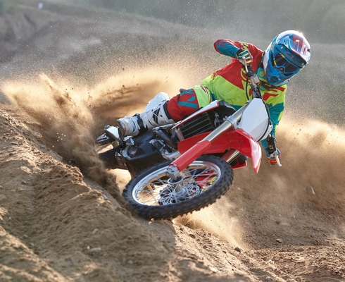 Читайте в новом номере: тест Honda CRF450RX!