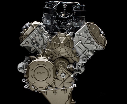 Ducati V4: знакомство с революцией