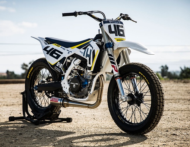 Cупермото, ставший флэт-трекером: куда приводит кастомайзинг Husqvarna FC 450