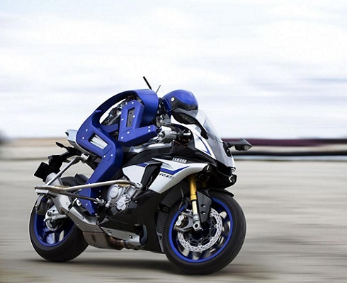 Вале все равно быстрее: робот Yamaha попал под пресс «Доктора» (+видео)