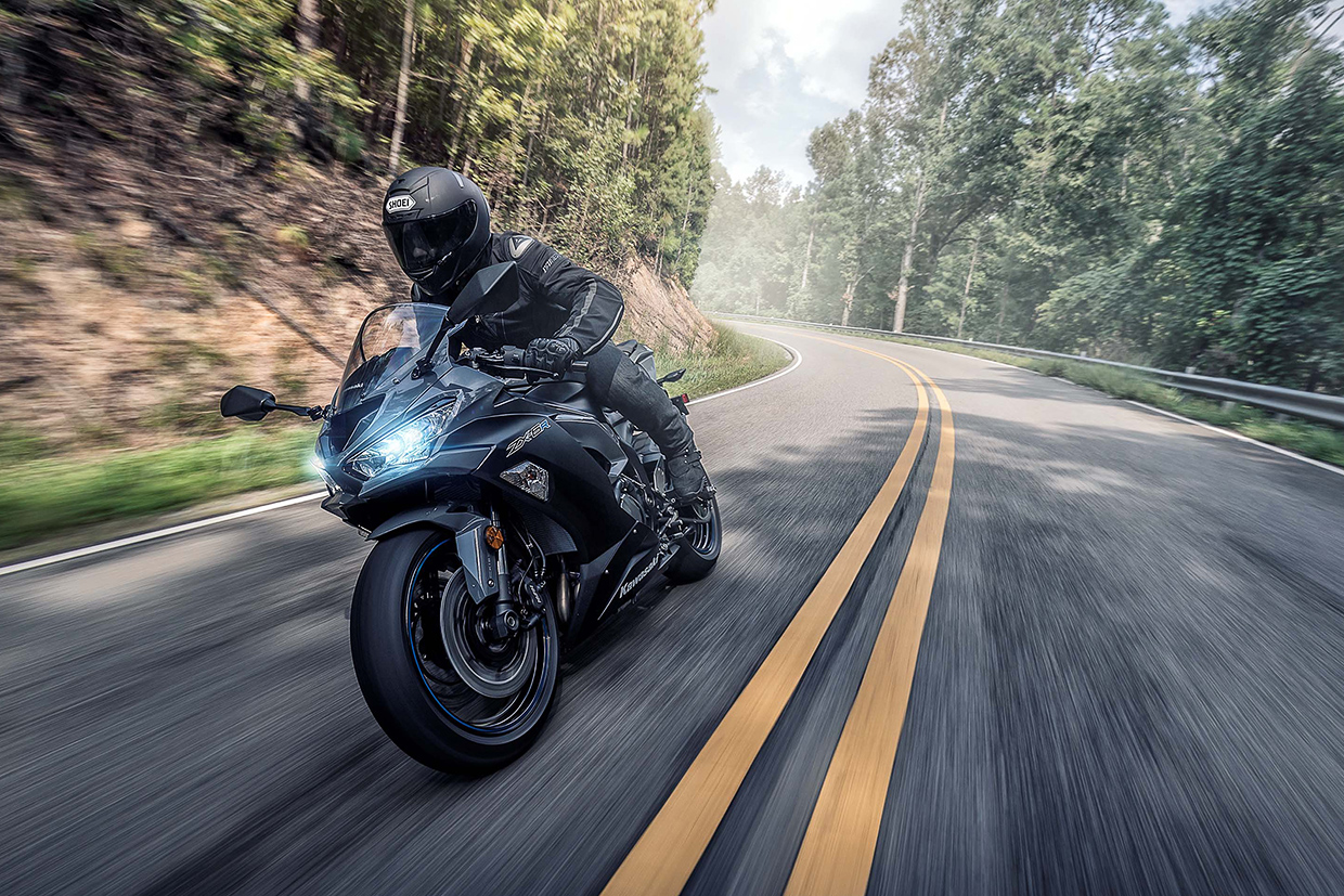 Японские штучки: Kawasaki представила «новый» спортбайк Ninja ZX-6R