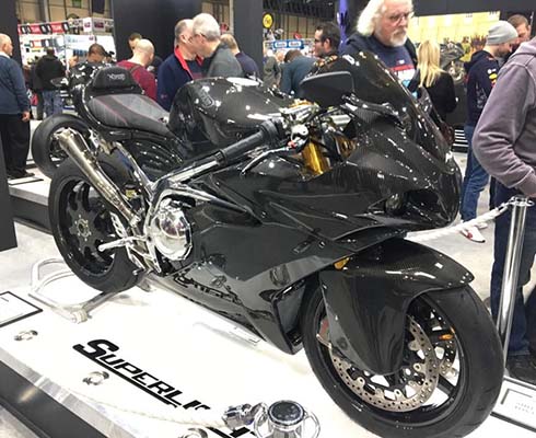 Сверхлегкость: Norton представил карбоновый спортбайк Superlight
