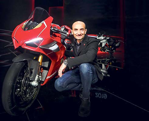 Ducati готовит три десятка новинок