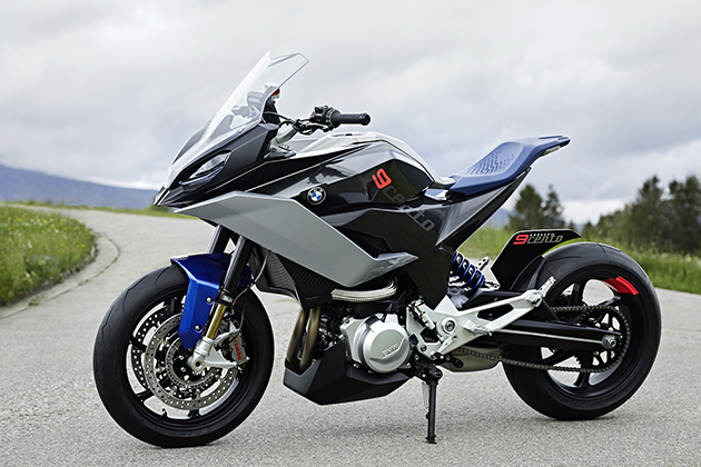 BMW готовит спорттурер F850RS