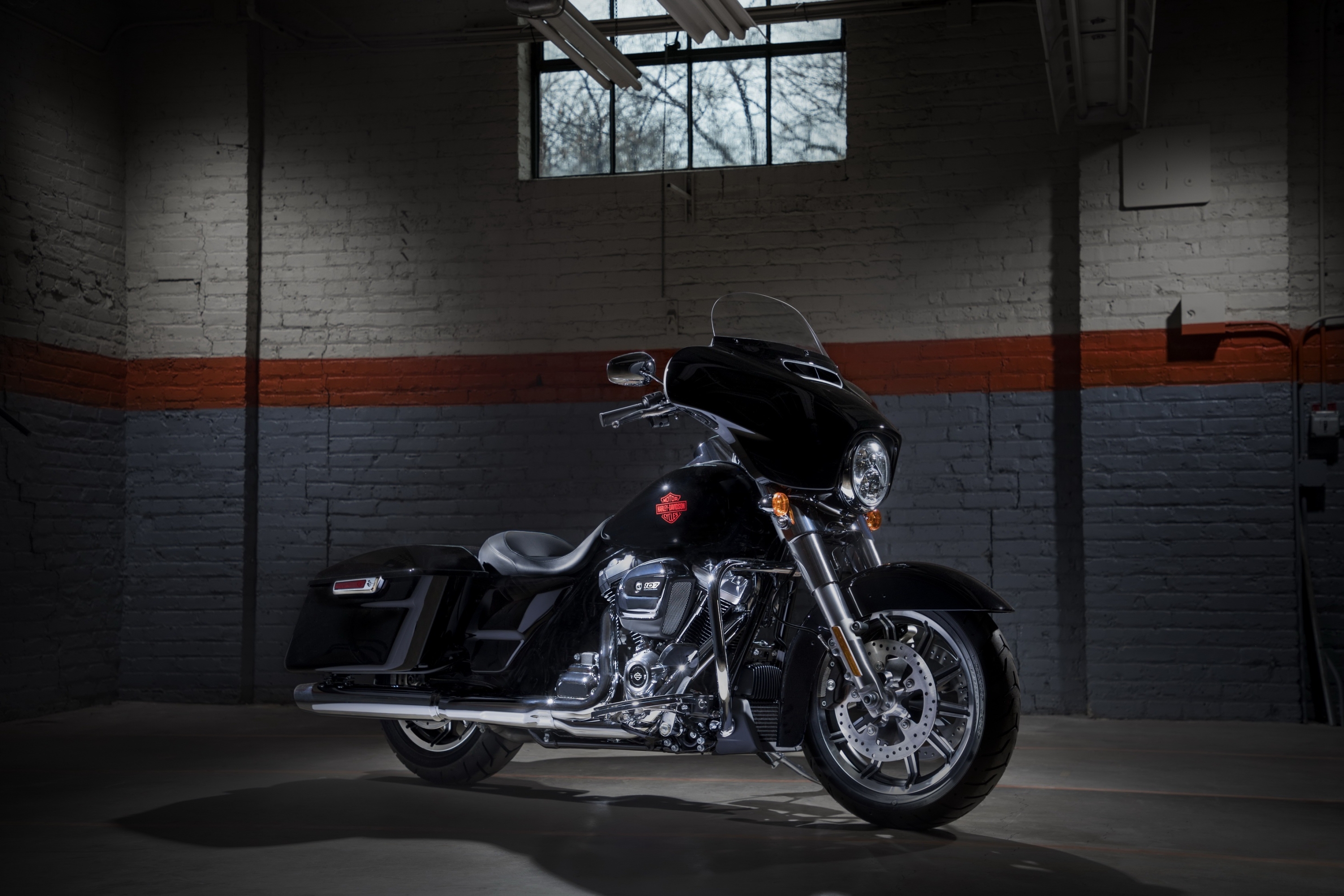 С возвращением, «электричка»: представлен Harley-Davidson Electra Glide Standard