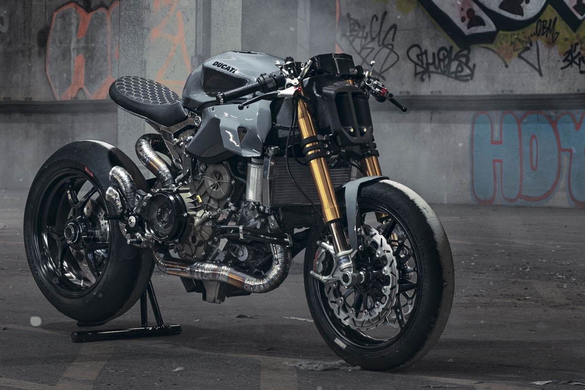 Шоу-стоппер: спортбайк Ducati сменил ориентацию