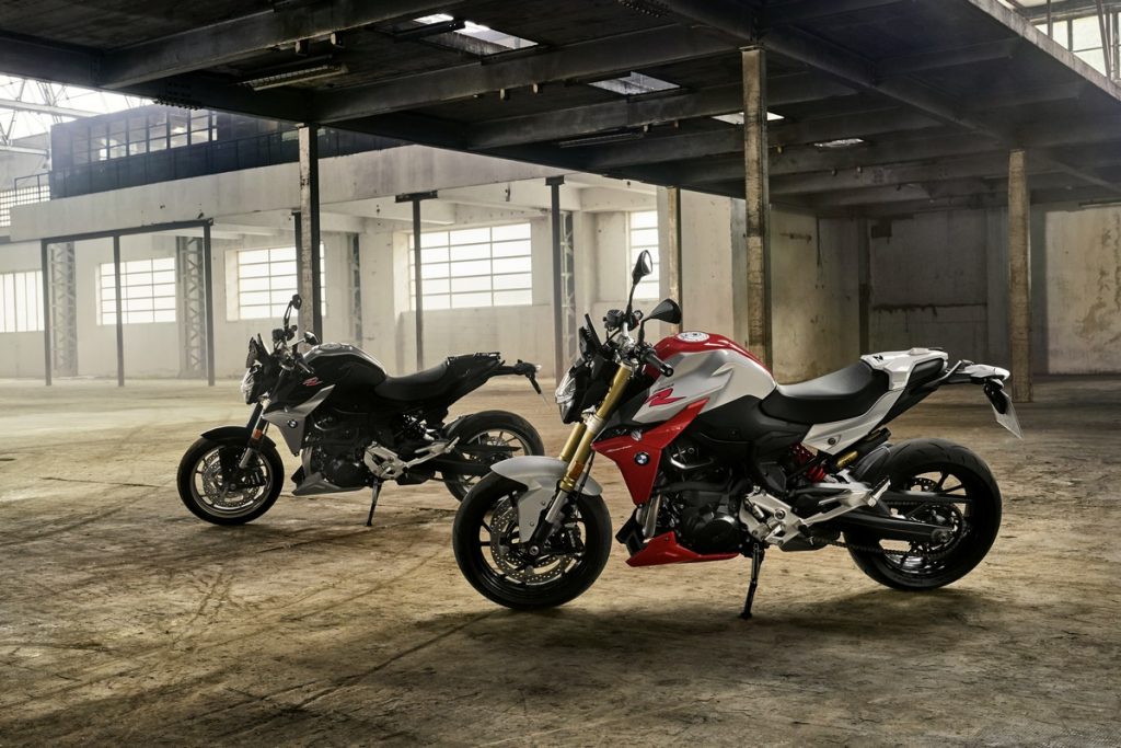 Нейкед девятисотка: дебютировал BMW F900R