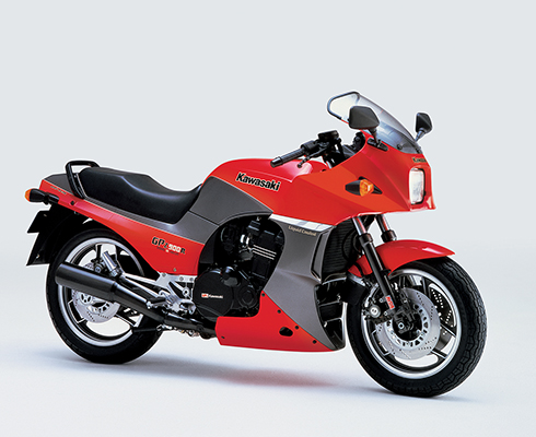 Возвращение героя: Kawasaki возродит GPZ900R? (+видео)
