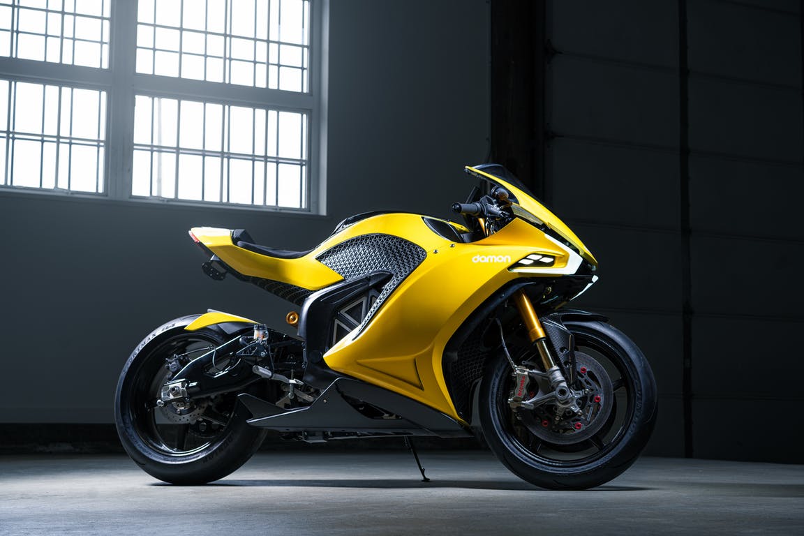 Разряд молнии: дебютировал сенсационный спортбайк Damon Hypersport