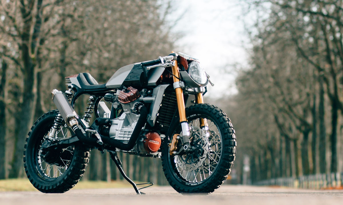 Вызов Uragani: кастомная Honda CX500, которая сорвет башню!