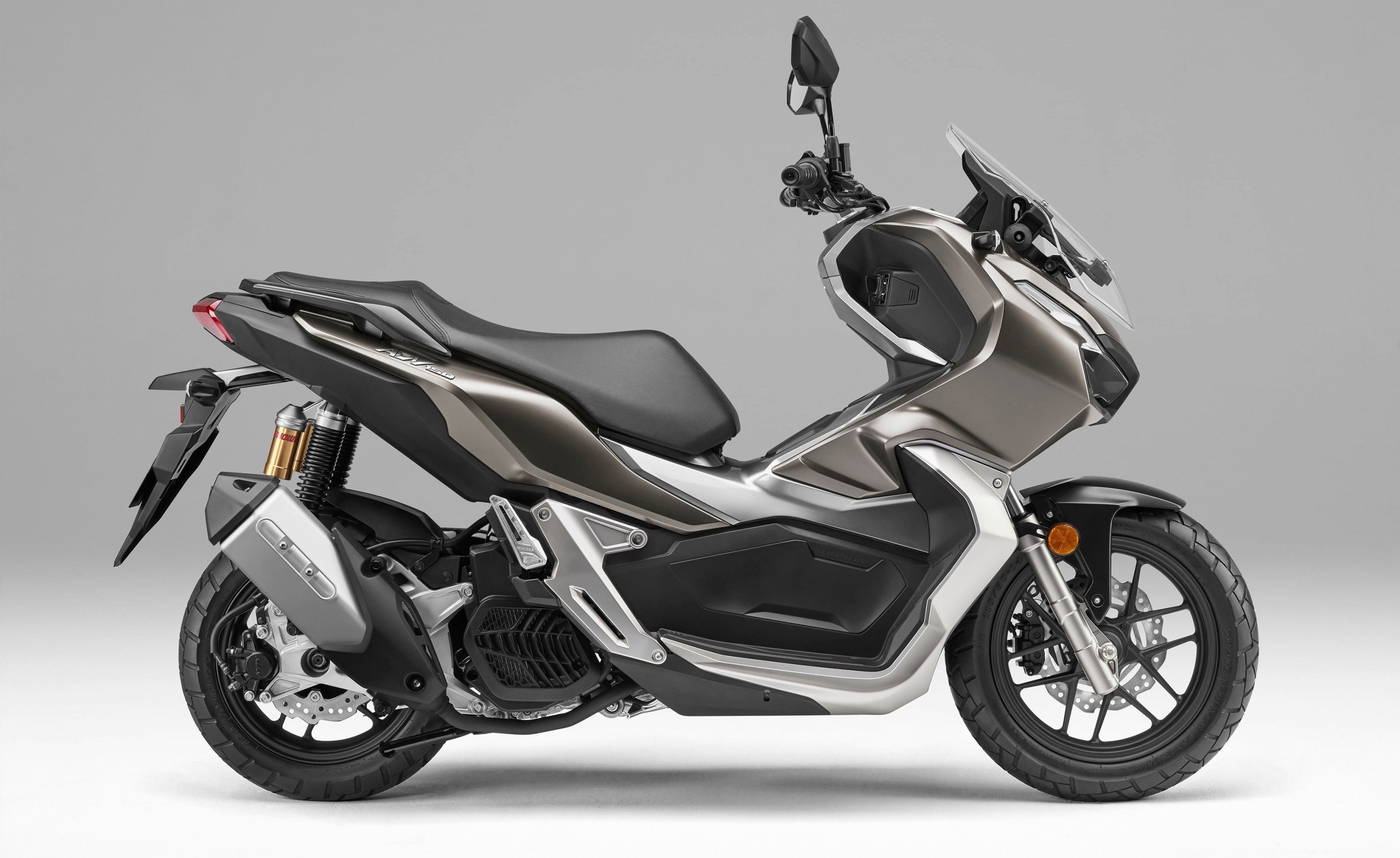 Младший брат Honda X-ADV скоро появится в Европе