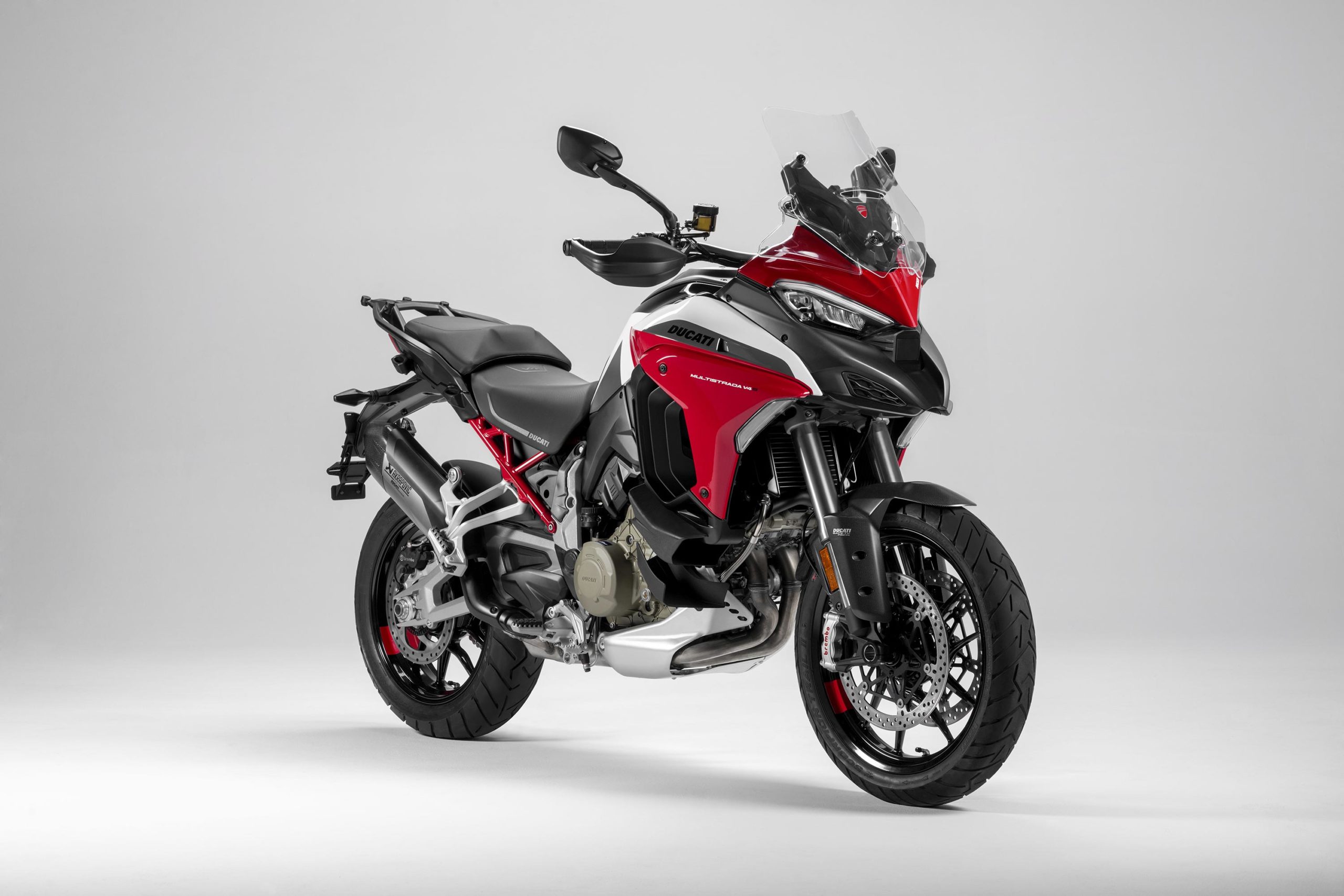 Ducati показала новую Multistrada. Да, с V4. Нет, без десмодрома.