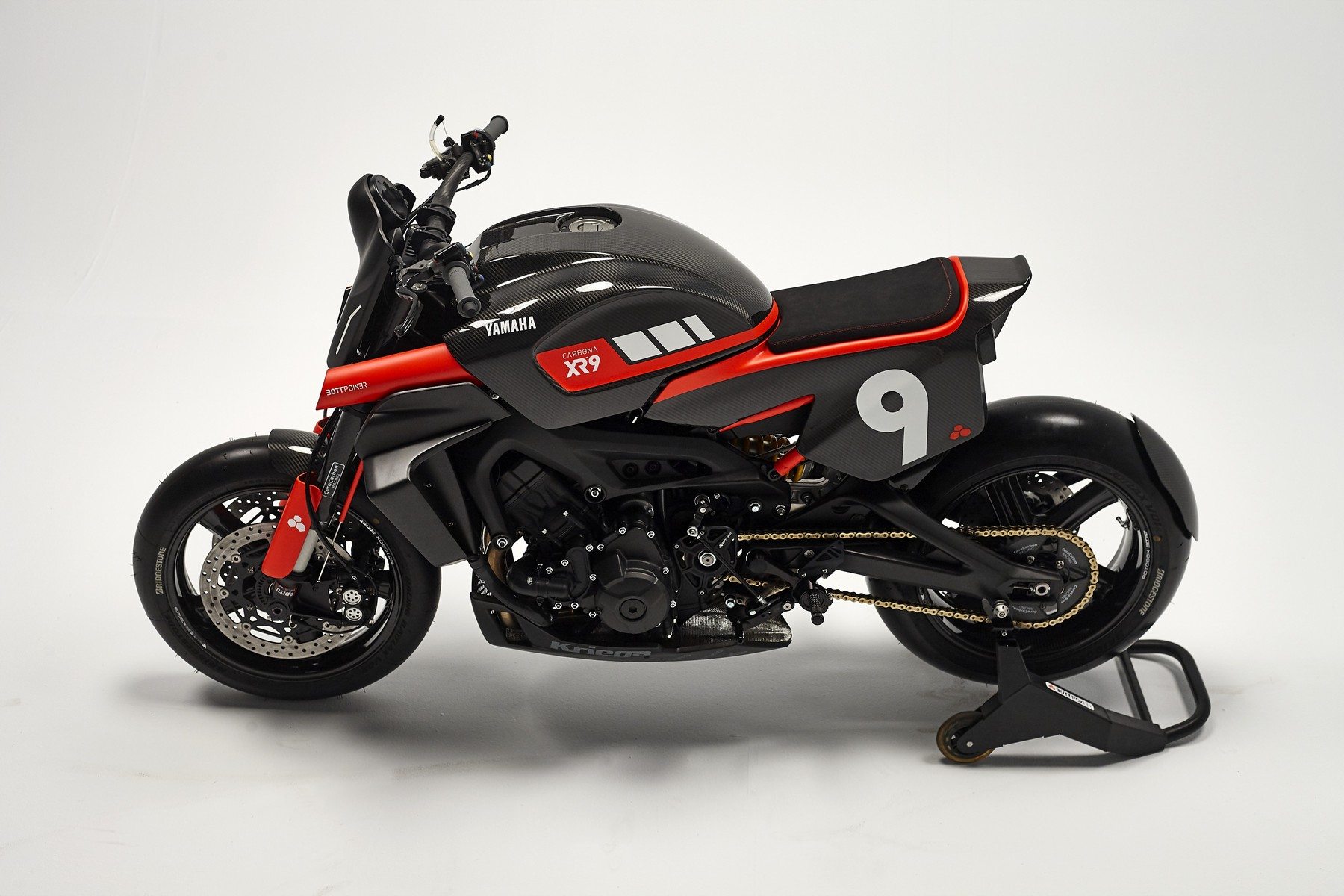 Стиль и функциональность: кит BOTT XR9 для мотоциклов Yamaha семейства MT-09