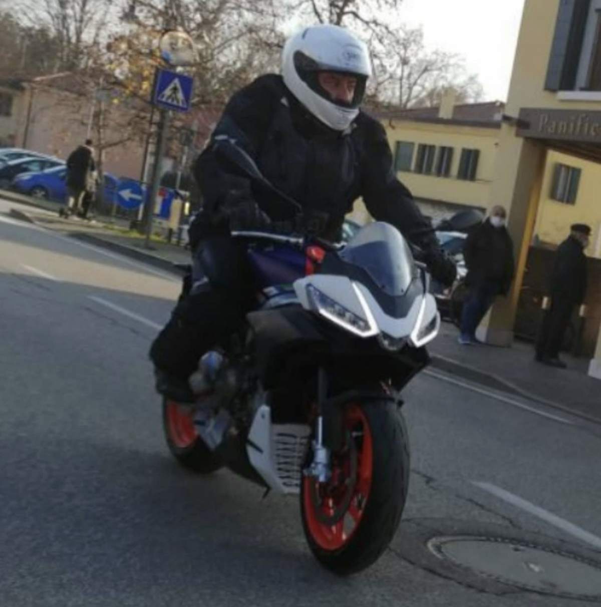 Aprilia Tuono 660: скоро в производство.