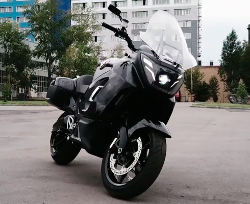 ФГУП "НАМИ" показало первый прототип электрического мотоцикла модели Aurus