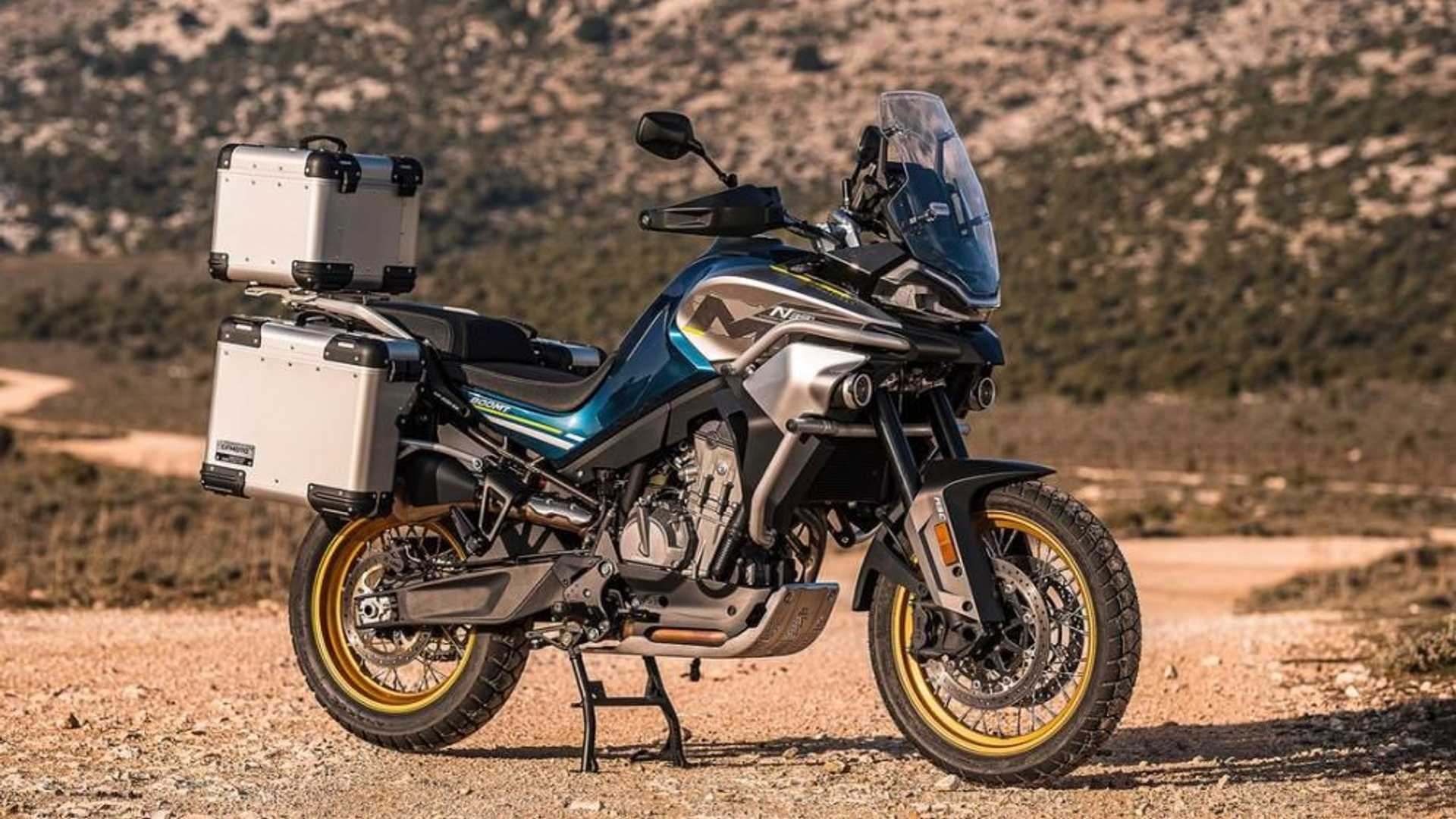 CFMoto официально представила туристический эндуро 800MT