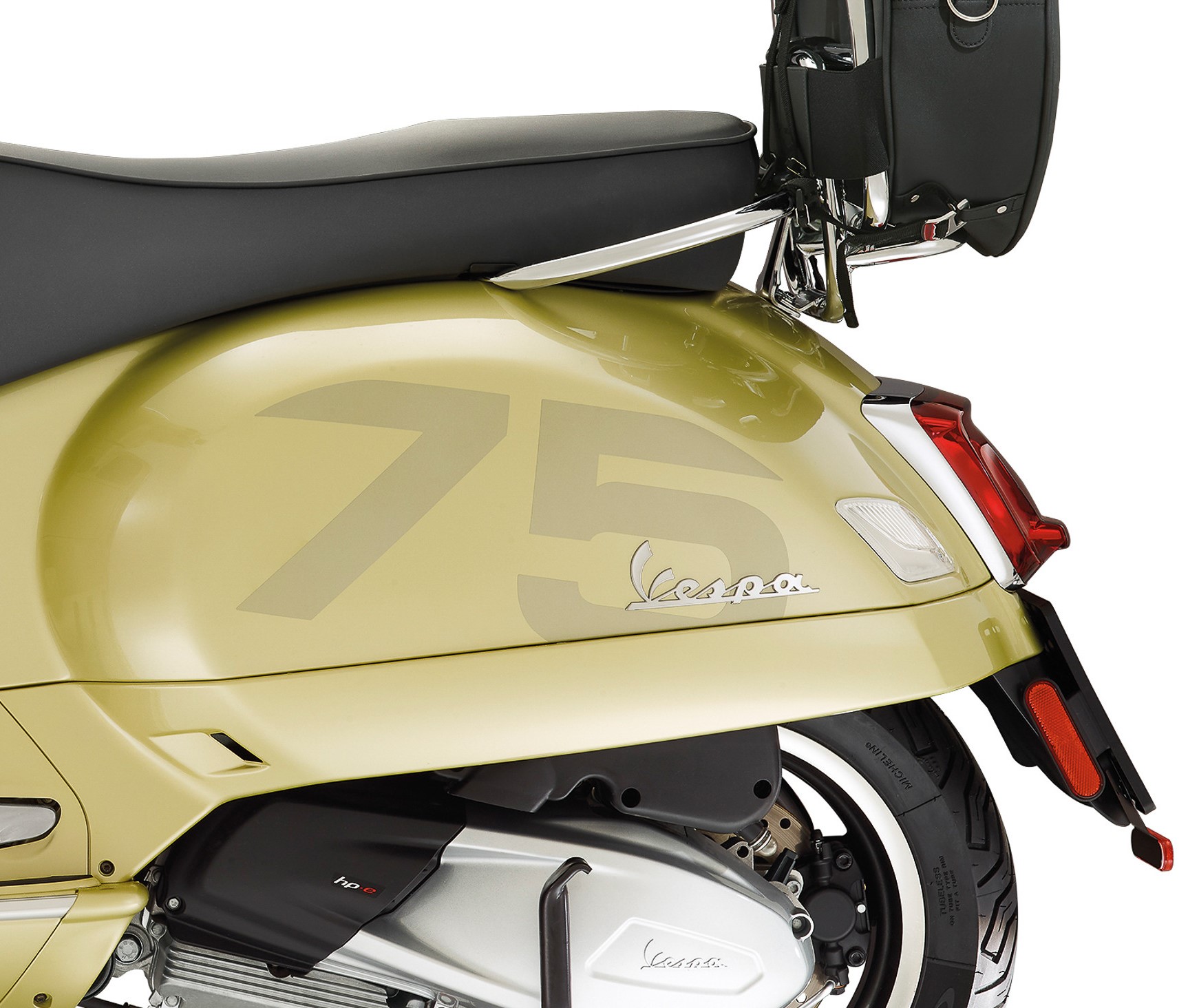 Vespa, с юбилеем! Легендарному итальянскому скутеру исполнилось 75 лет.