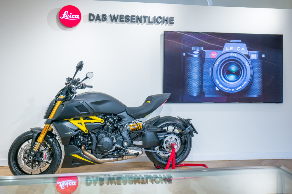 Ducati представила Diavel 1260 S в расцветке "Black and Steel"