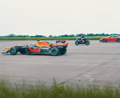 Кто быстрее: BMW M 1000 RR, Porsche 911 Turbo S или машина F1?
