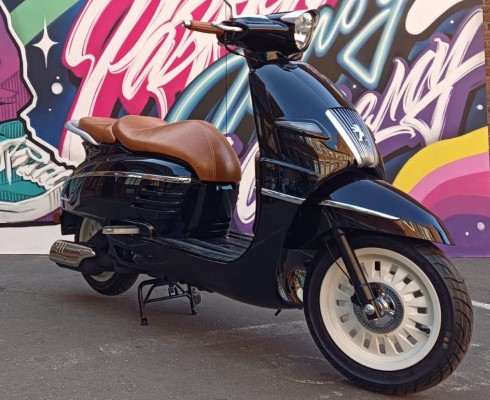 Peugeot Motocycles приходит в Россию!