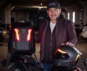 Vata7 X1: умный шлем со световой индикацией