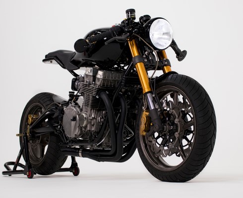 Стильный кафе-рейсер из Honda CB750 Nighthawk