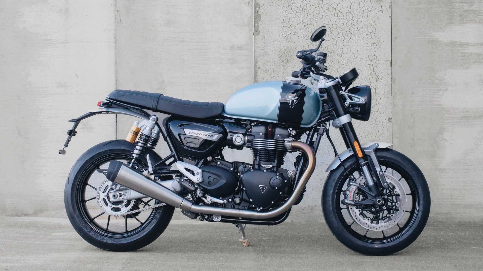 Triumph выпустил ограниченную партию Speed Twin Breitling Limited Edition