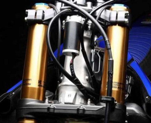 Yamaha разрабатывает электронный усилитель руля для мотоциклов