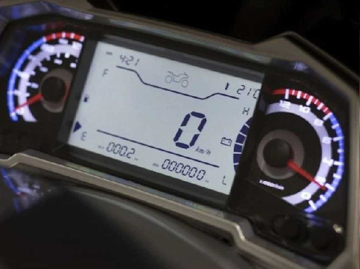 Ещё одна новинка от Keeway: макси-скутер GT270