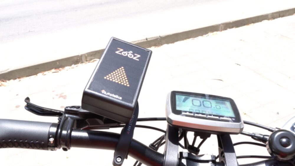 Autotalks ZooZ 2: устройство для защиты двухколёсных