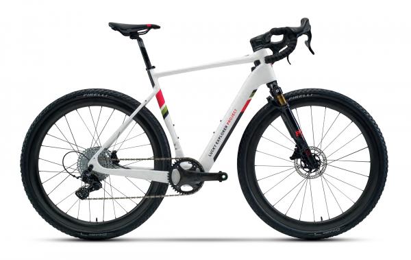 MV Agusta начинает выпуск Lucky Explorer