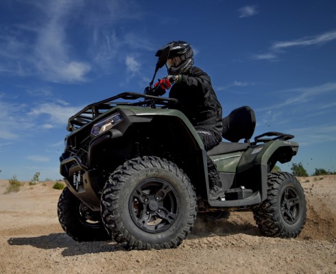CFMOTO представила новое поколение CFORCE 400L EPS
