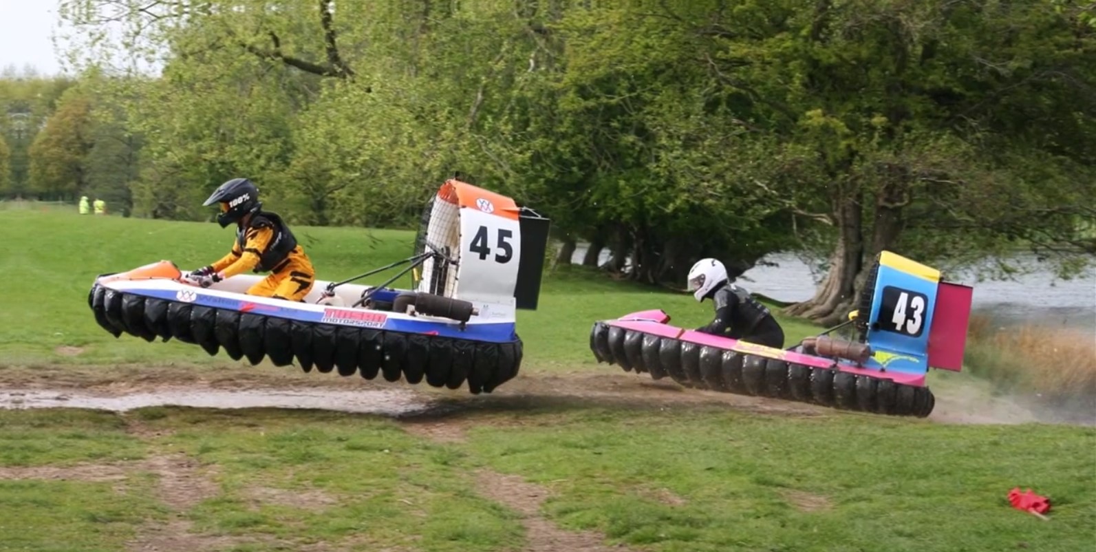 Hovercraft racing: гонки разные нужны (+видео)