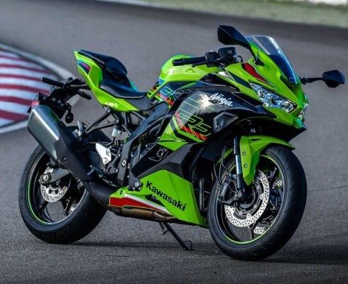 Kawasaki ZX-4RR: 79 «лошадей» с 400 куб. см!