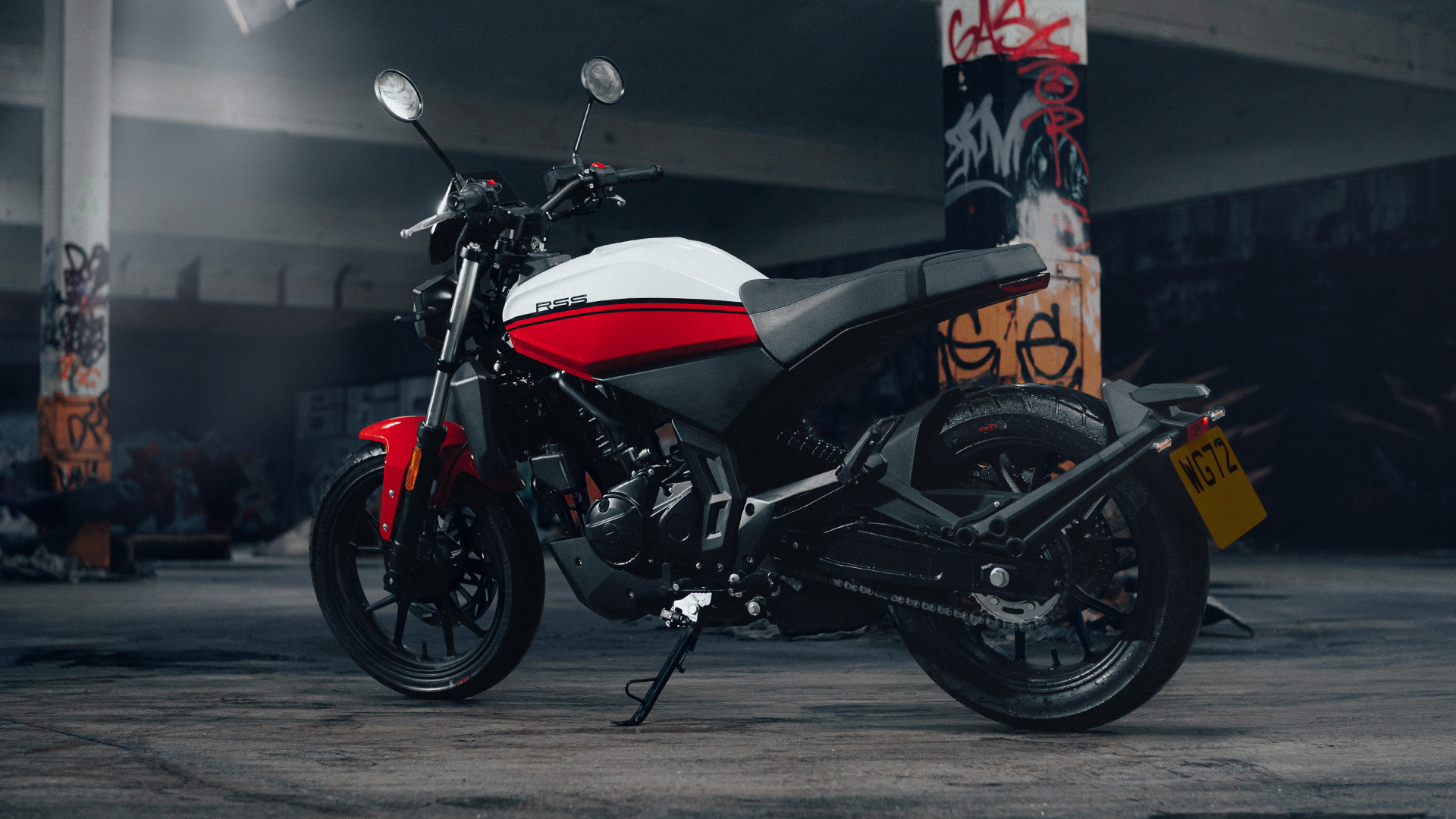 Lexmoto RSS 125: британское нео-ретро из Китая