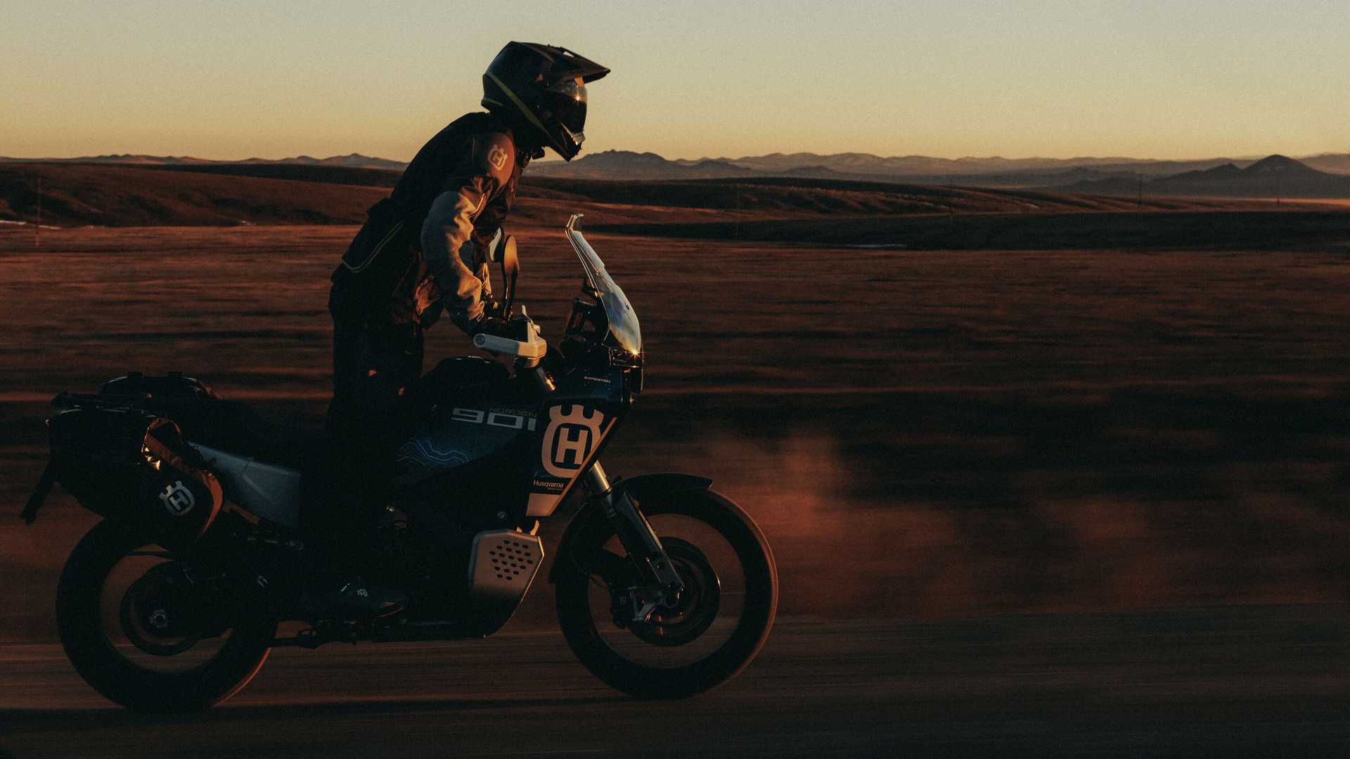Husqvarna представила Norden 901 Expedition (+видео)