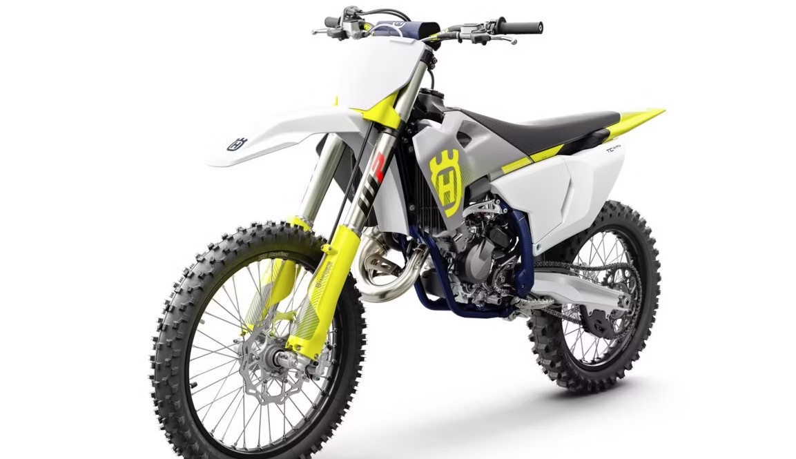 Husqvarna TC и FC — обновлённая линейка кроссовых мотоциклов.