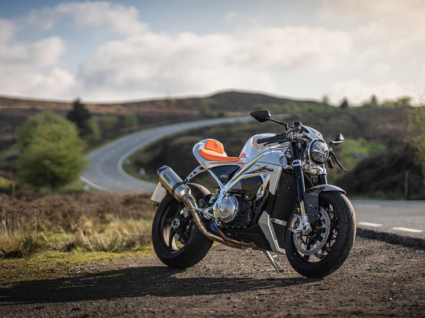 Компания Norton представила неоклассик V4CR Cafe Racer