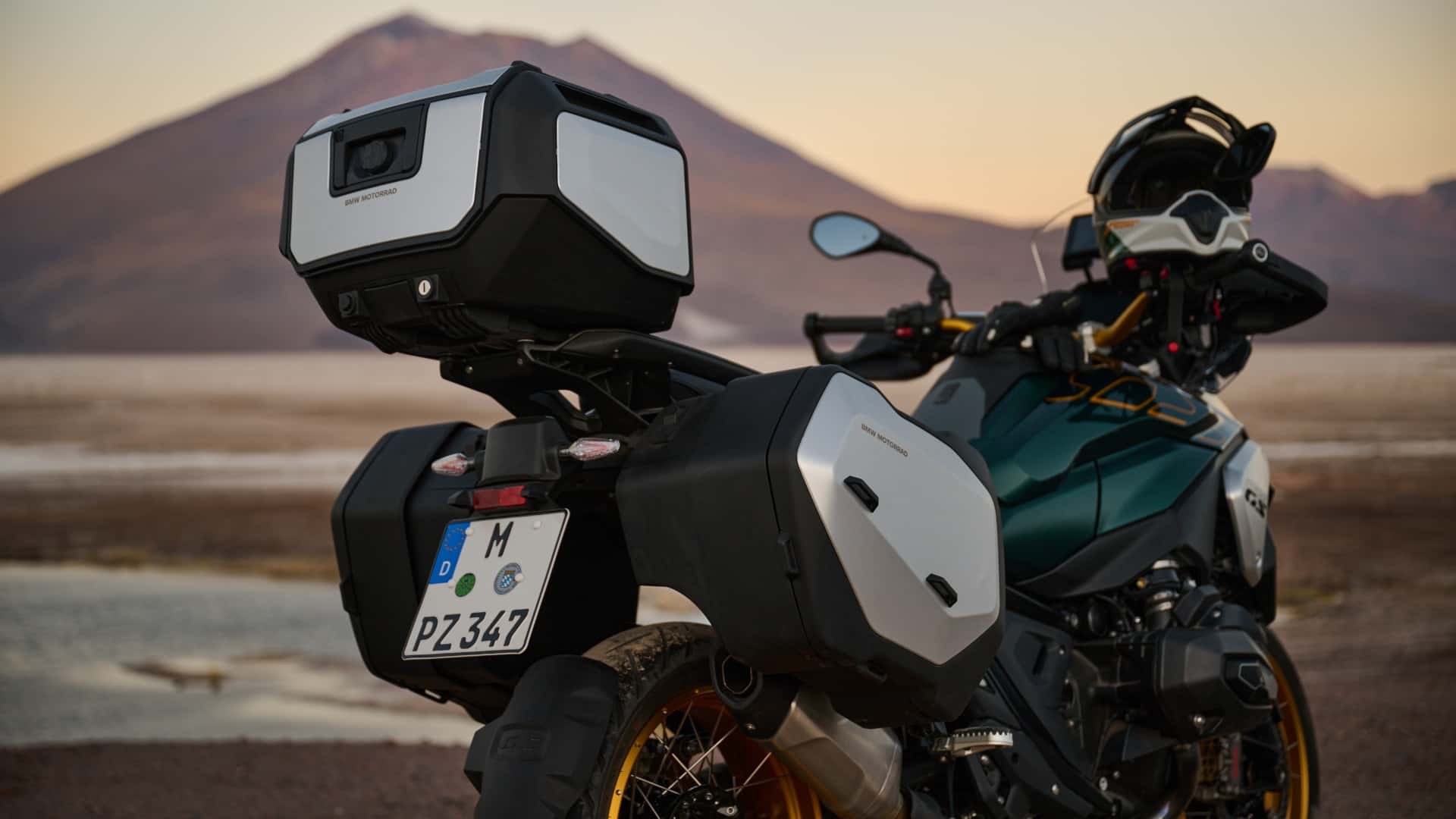 Новые кофры от BMW Motorrad - Vario Hard