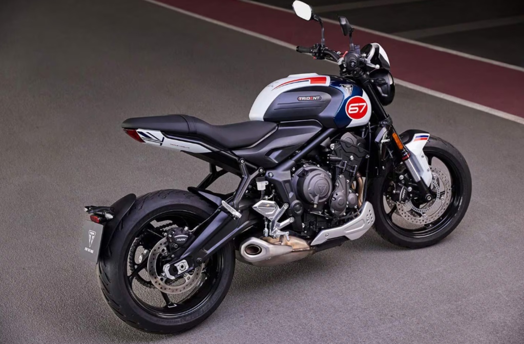 Компания Triumph повторно возрождает легендарную модель байка Trident