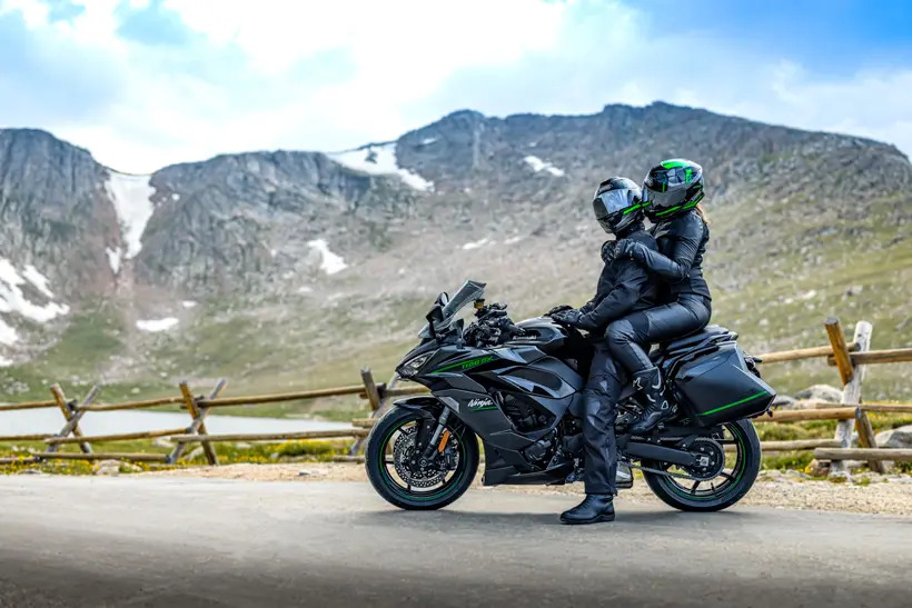 Ninja 1100 SX: Больше Мощности и Современные Технологии